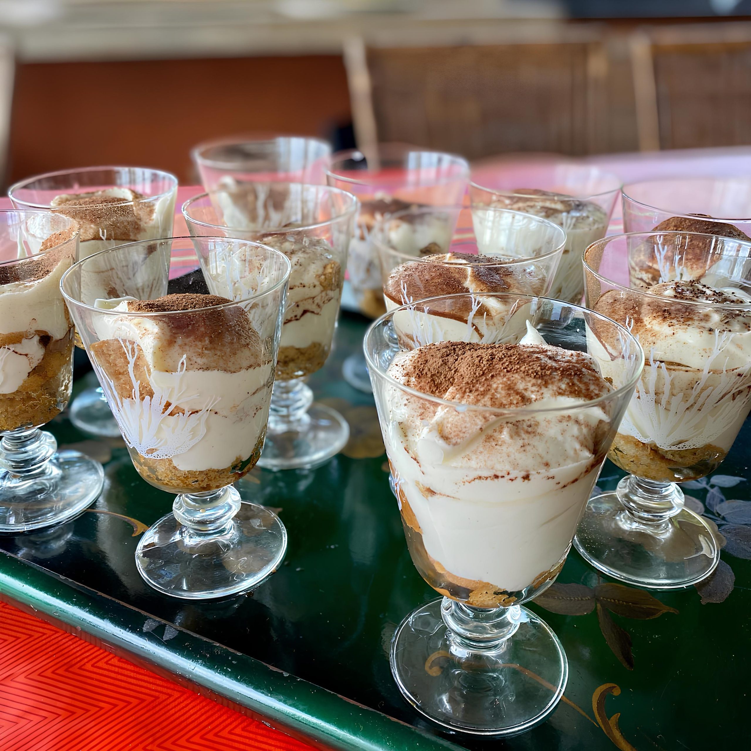 Tiramisù na Taça: Uma Sobremesa Clássica