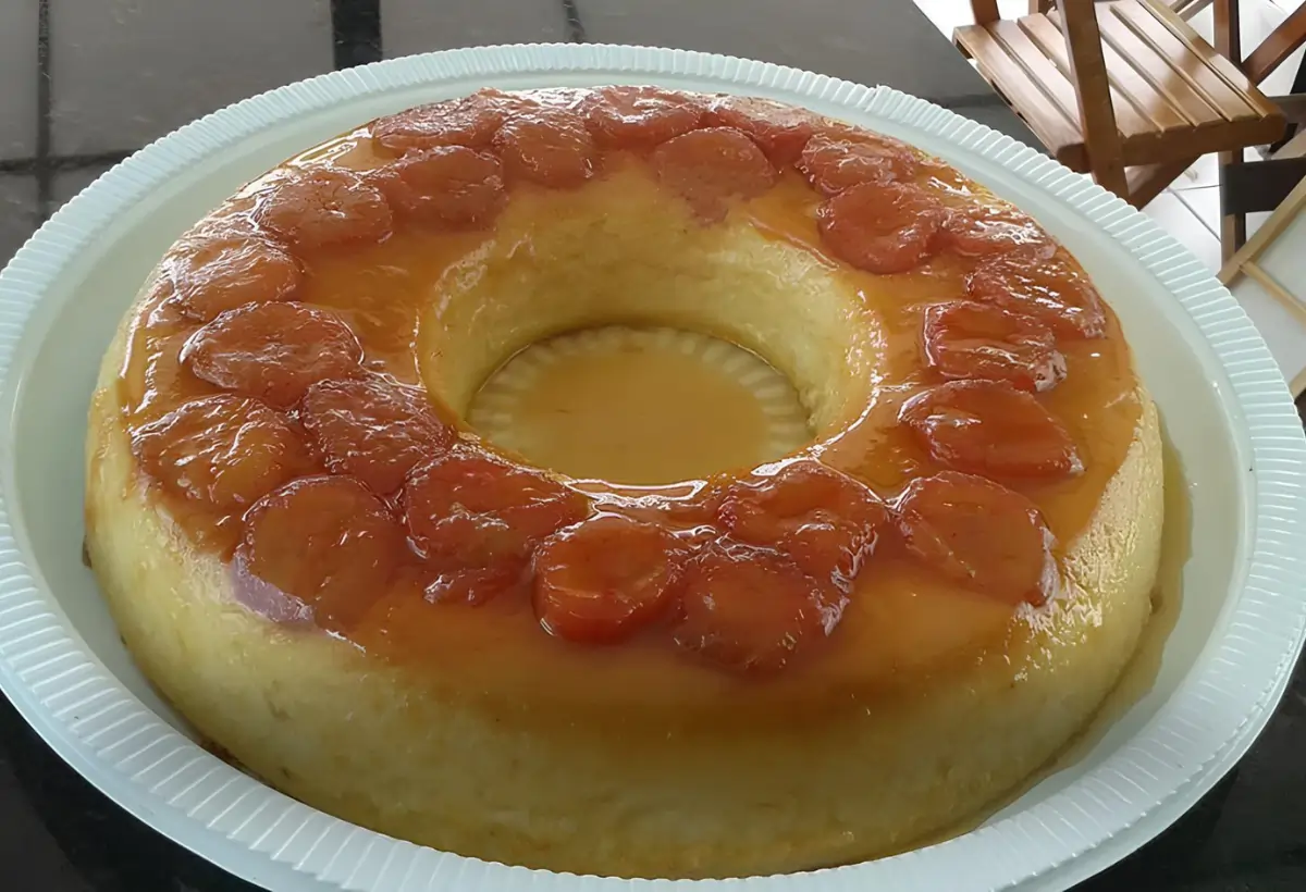 Um pudim de banana.