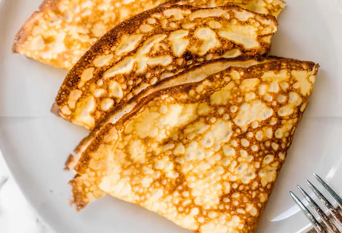 Receita de Crepes de Baunilha Low Carb Recheadas com Creme de Mascarpone