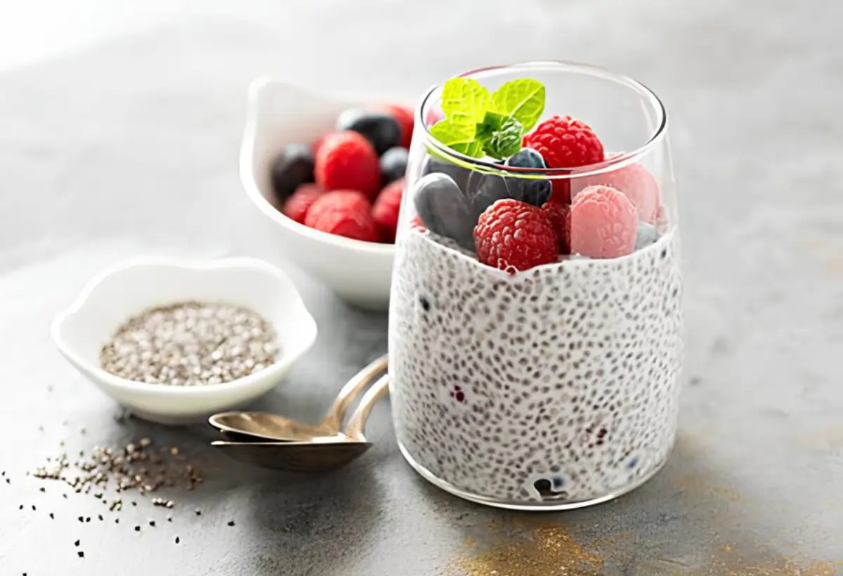 Receita de Pudim de Chia, Baunilha e Framboesa Low Carb