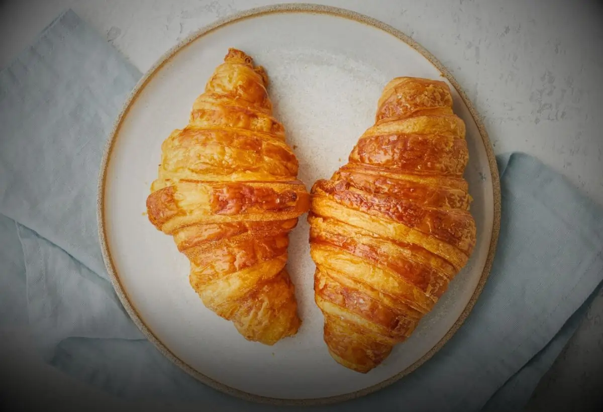 Aprenda a Fazer um Croissant Autêntico