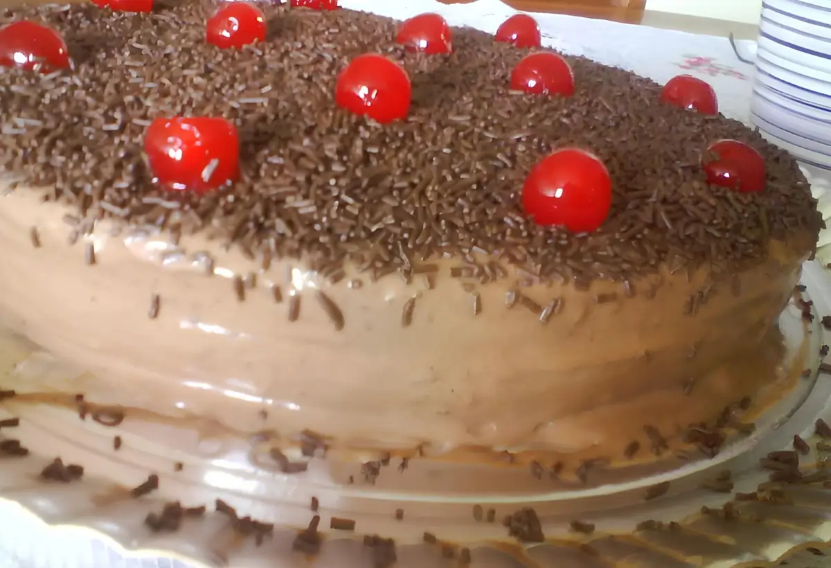 Bolo Chiffon de Chocolate