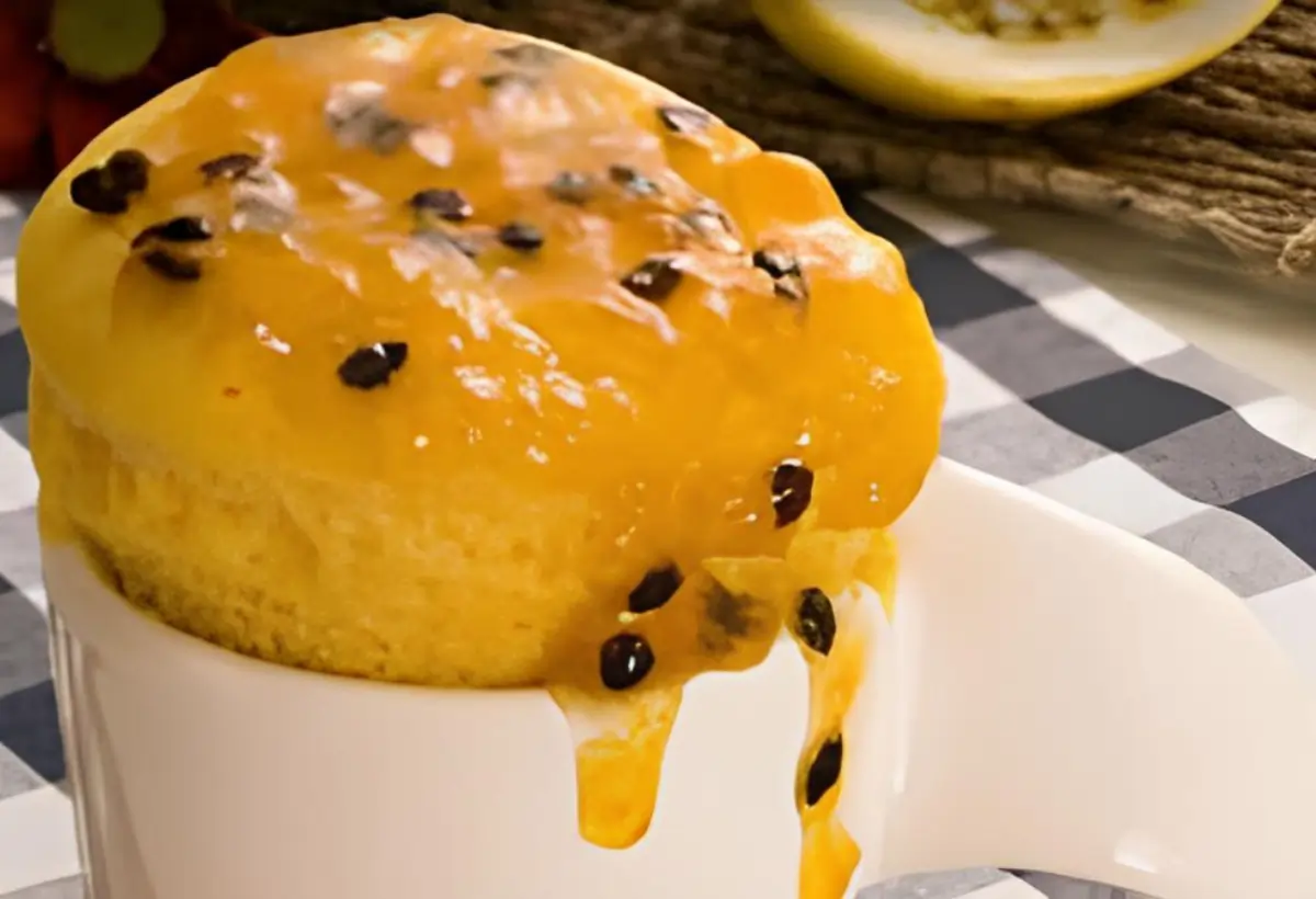 Bolo de Caneca de Maracujá