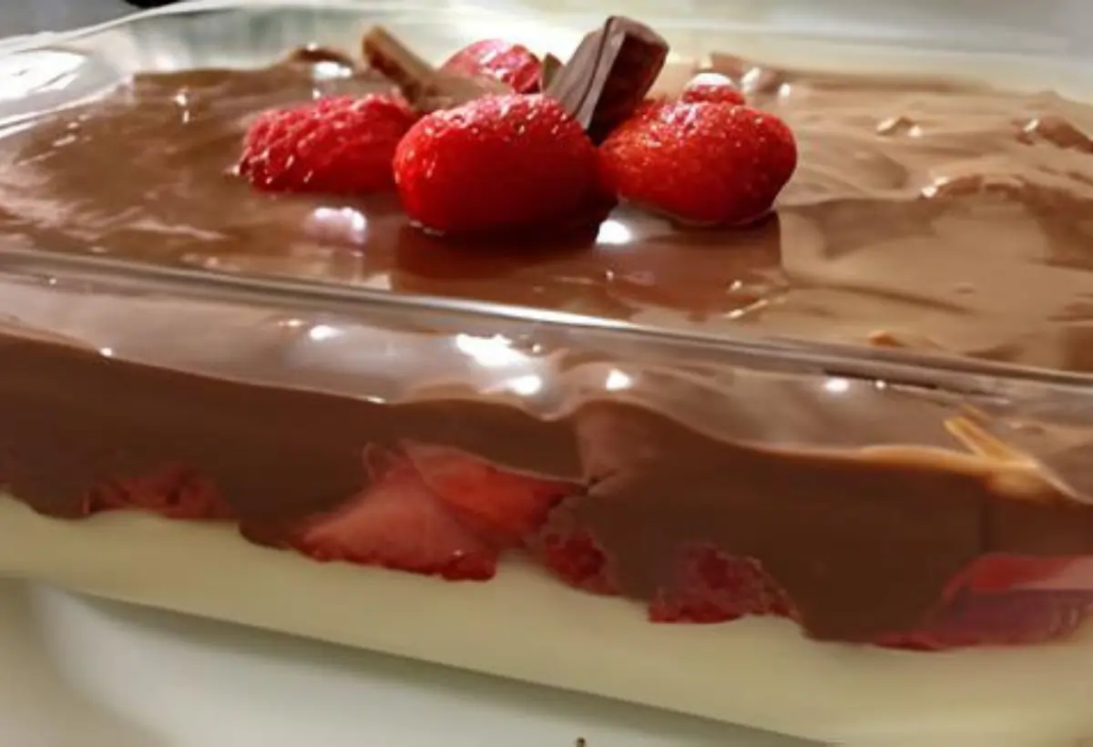 Doce Sedução de Morango com Chocolate