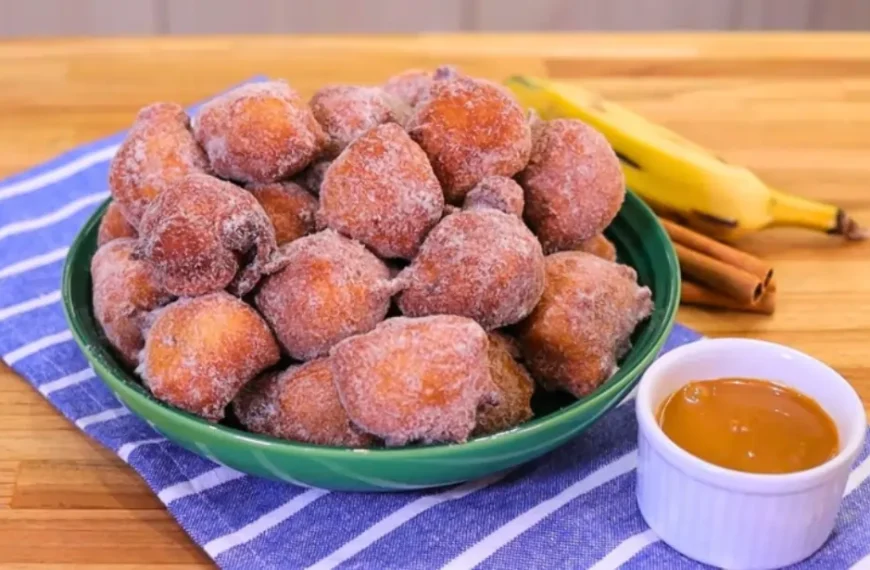 Fiz esse bolinho de chuva mas o cheiro deixou o prédio todo com vontade