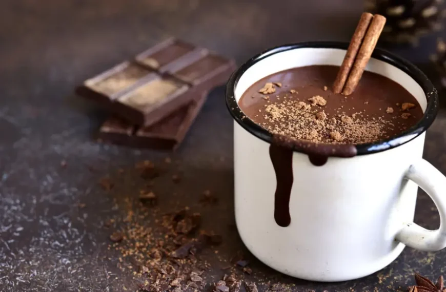 Esse é o truque para o chocolate quente ficar ainda mais saboroso