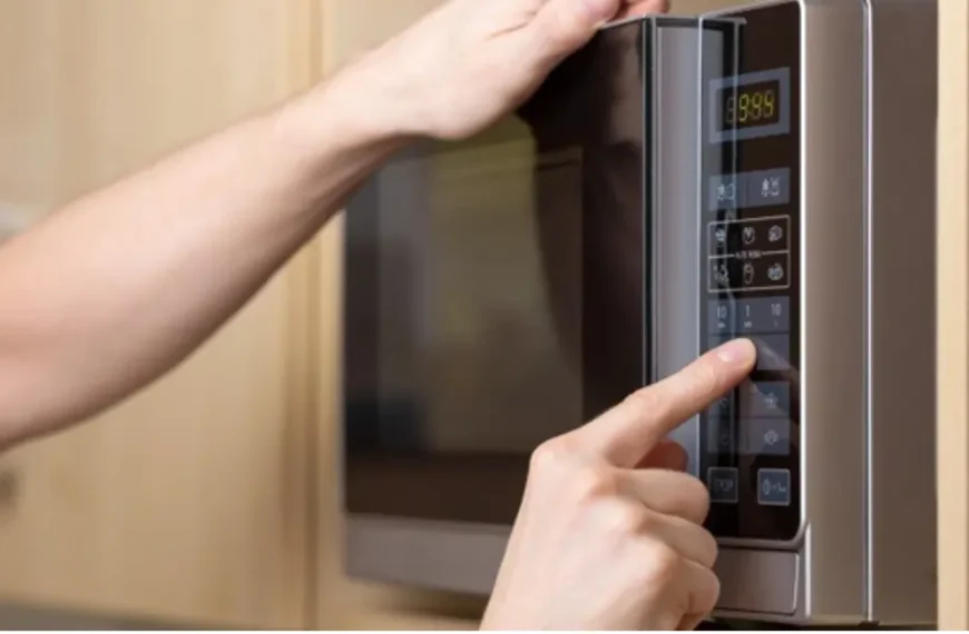 Seu micro-ondas tem isso e você não sabia? A função deles vai te surpreender